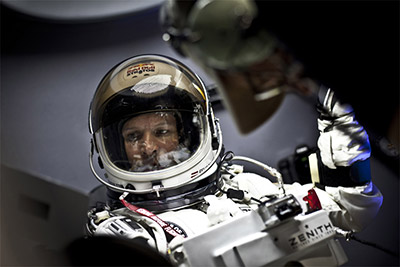 Felix Baumgartner: Spektakulärer Weltraumsprung - 